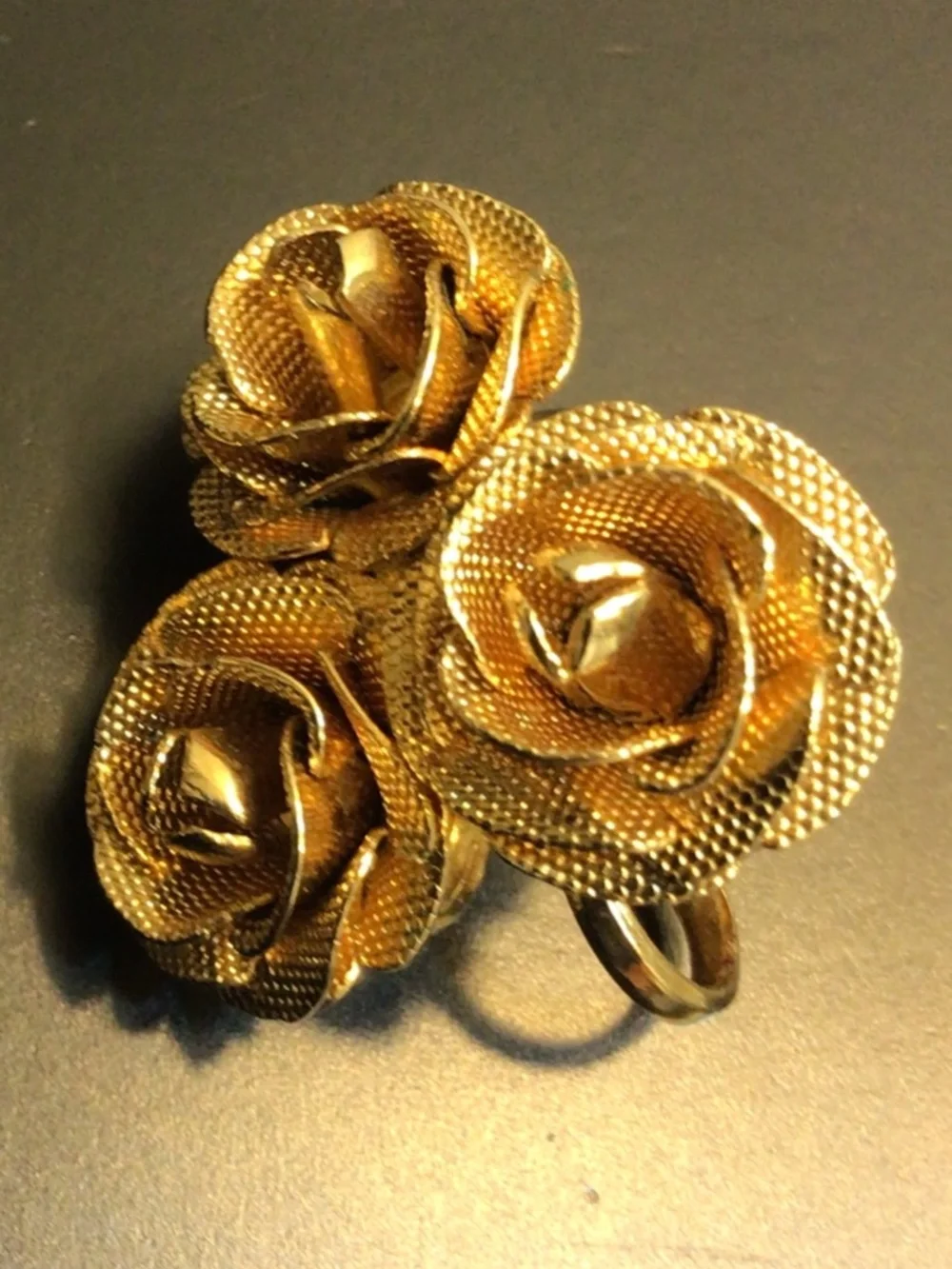 Vintage 1960s Triple Rose Clip On Earrings Gold Tone Mesh Texture Romantic